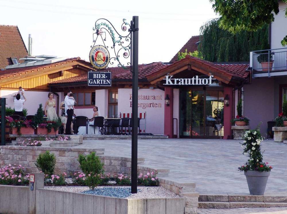 Hotel Krauthof ลุดวิกสบูร์ก ภายนอก รูปภาพ